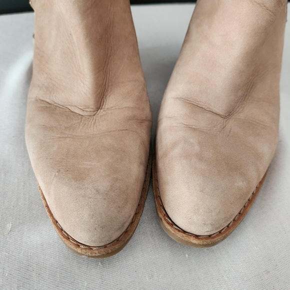 Stuart Weitzman Ankle Boots Tan Nubuc Leather Tassel Prancing 💃 Bootie Sz 10 💕 - Picture 8 of 12